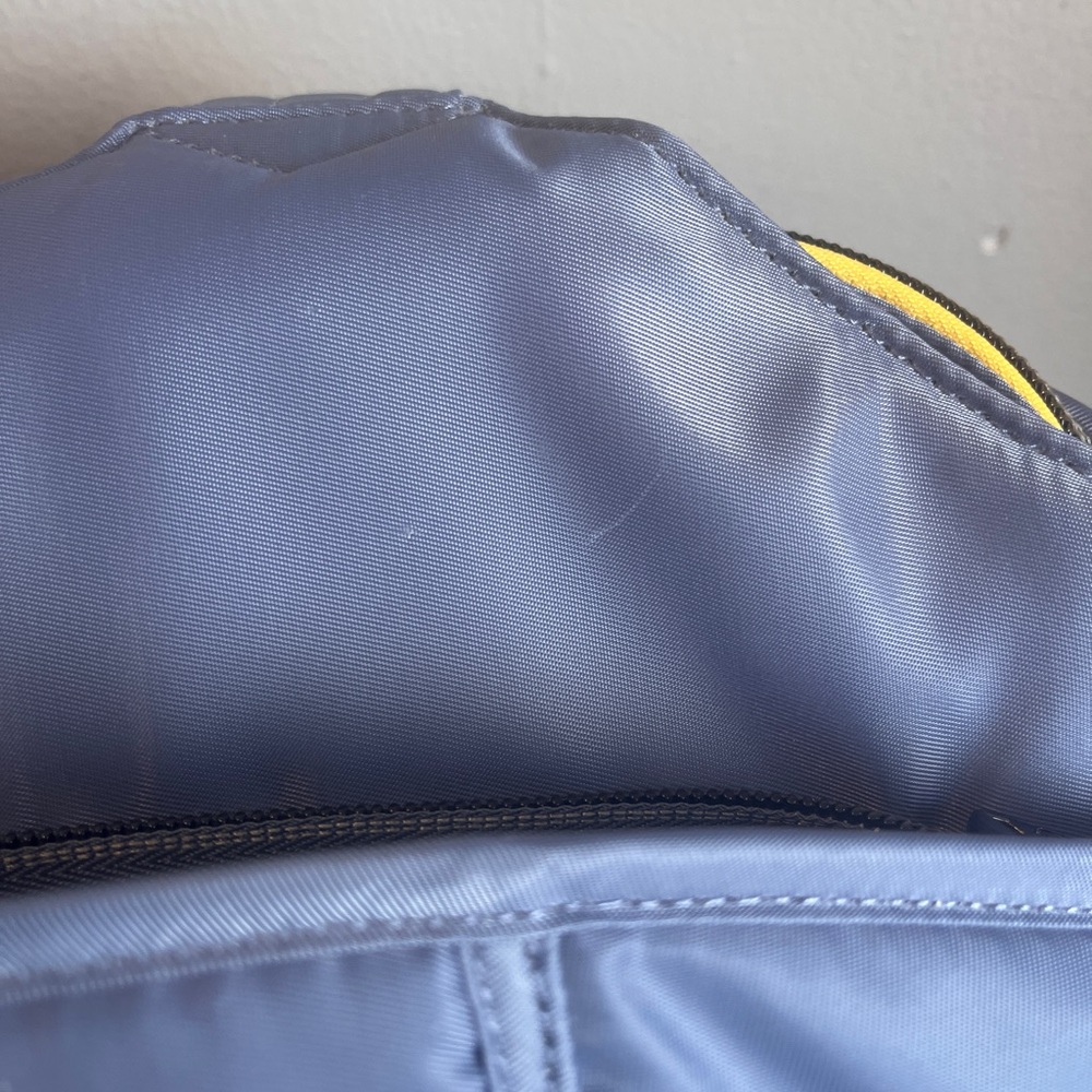 Lug Bag - Blue Moon Icepop Pontoon 2 Overnight Tote Bag - Picture 8 of 13